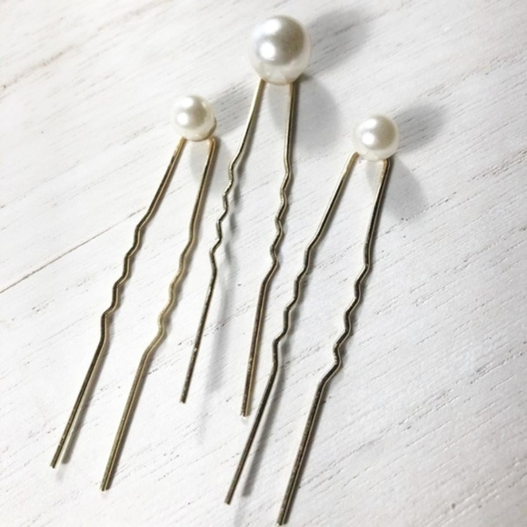 Alquimia Jewelry - WHITE PEARL HAIR BROOCHES/HAIR PINS